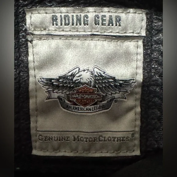 Harley-Davidson Black Leather Motorcycle Jacket woman’s size Large. Pit 21 - Picture 13 of 16